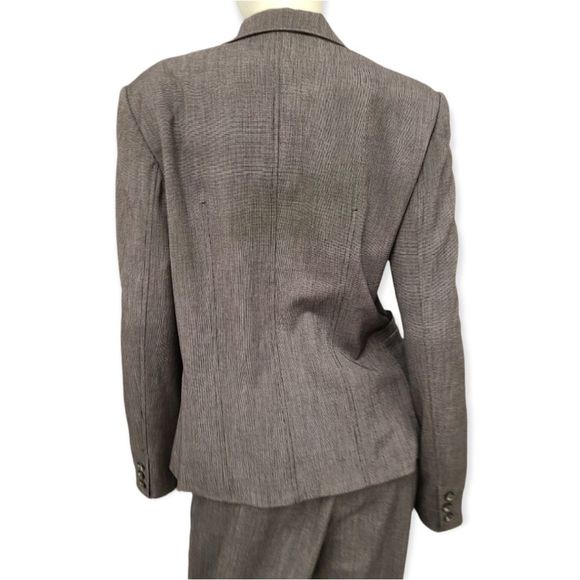 Rafaella Gray 2 Piece Suit 10/12 - Picture 5 of 9